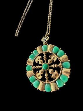 Vintage Etruscan Revival Medallion Pendant Necklace Green Glass Gold Tone